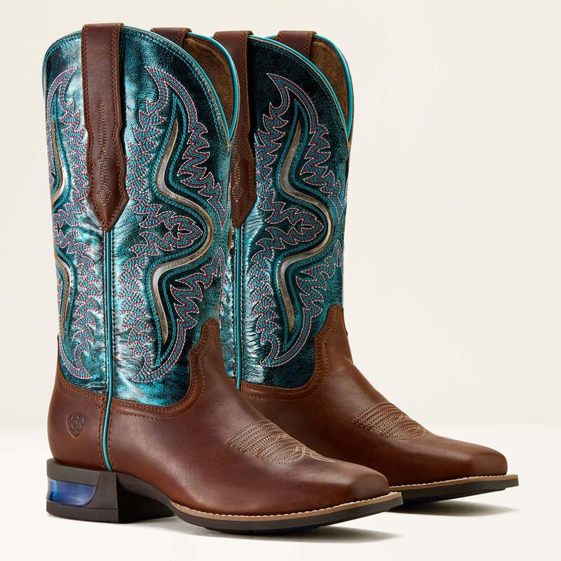 Captivate Wide Square Toe Western Boot
