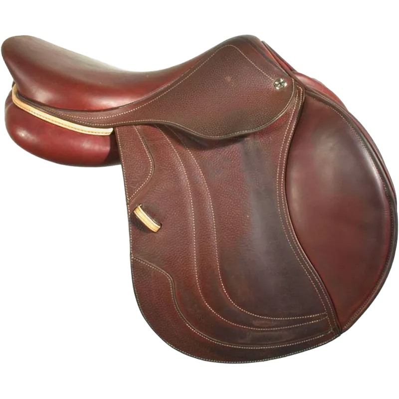 17" Optim close contact saddle